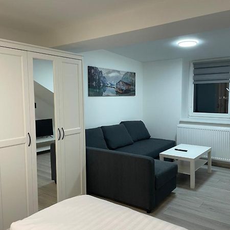 Apartament Cheb Bagian luar foto