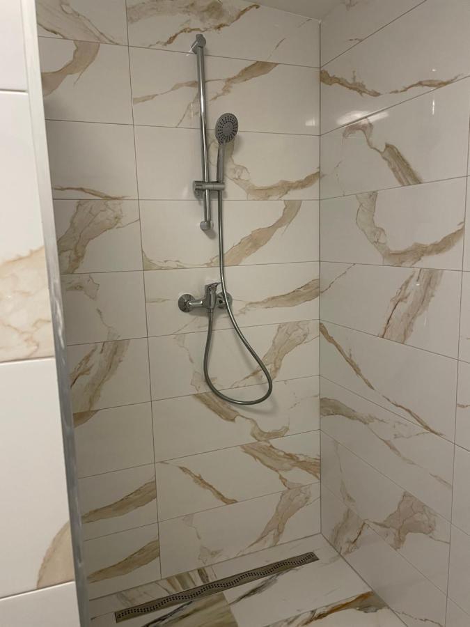 Apartament Cheb Bagian luar foto